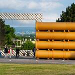 Tubular Living Spaces in Hiwa K’s Installation ‘When We Were Exhaling’ auf der documenta 14 in Kassel / © Foto: Georg Berg