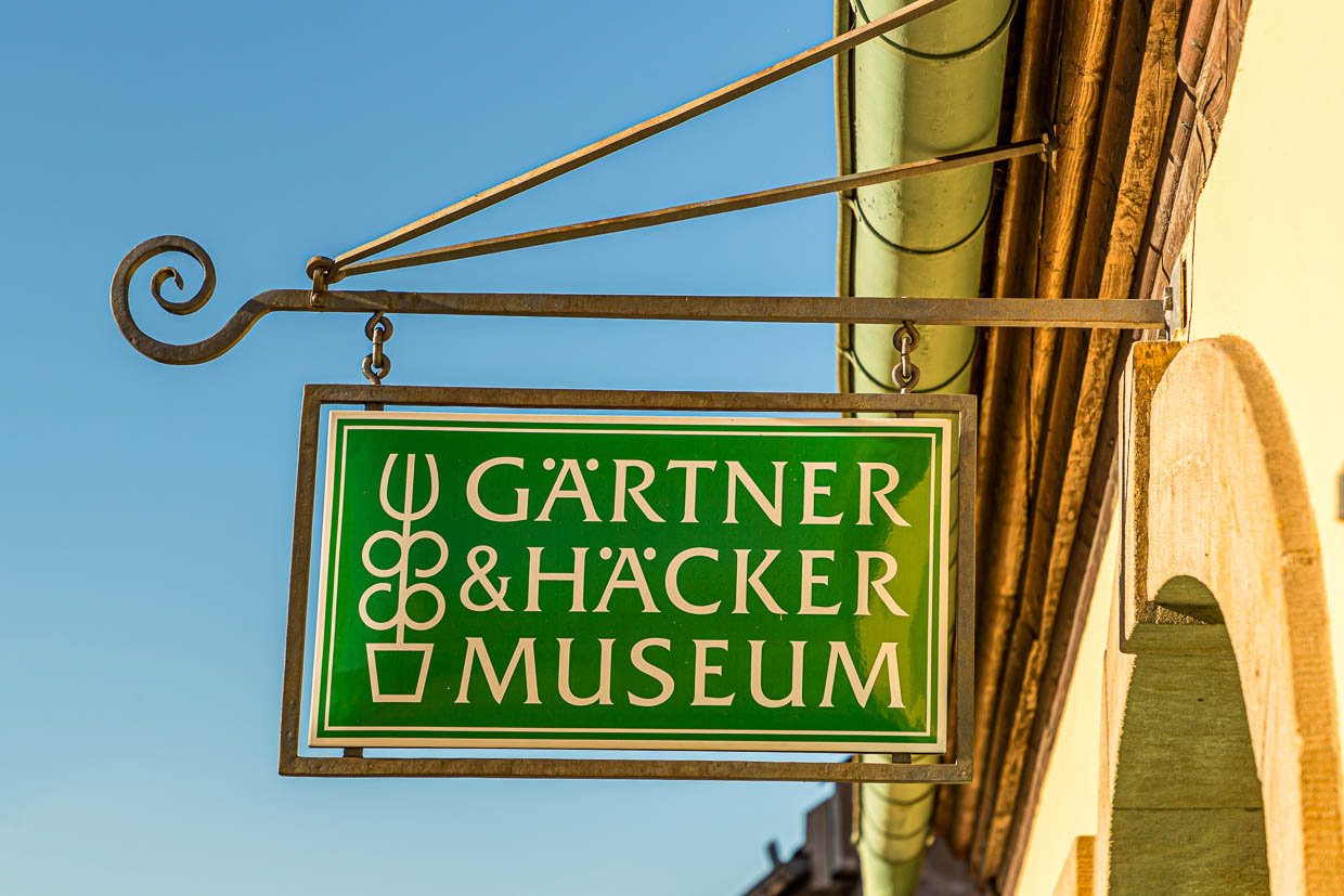 Das Gärtner- und Häcker-Musuem liefert den geschichtlichen Hintergrund. Häcker ist übrigens der fränkische Ausdruck für Winzer. Der Weinanbau in Bamberg fand durch die Kleine Eiszeit im 16. und 17. Jahrhundert sein Ende. Der Wein der Region wurde so sauer, dass man ihn Magenbeißer nannte / © Foto: Georg Berg