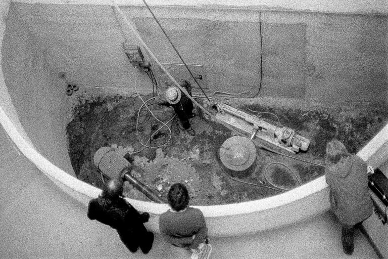 Honey pump by Joseph Beuys, documenta 6 in Kassel 1977 / © Photo: Georg Berg