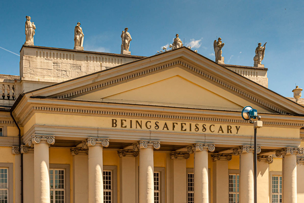 Signage of the Fridericianum replaced for documenta 14 in Kassel: "BeingSafeIsScary" / © Photo: Georg Berg