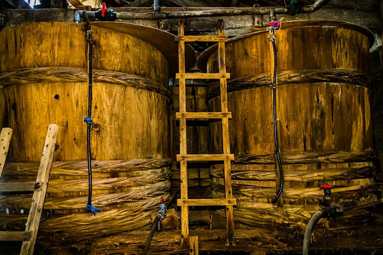 Production of Japanese soy sauce in the Mejiiya Shoyu manufactory from 1872 / © Photo: Georg Berg