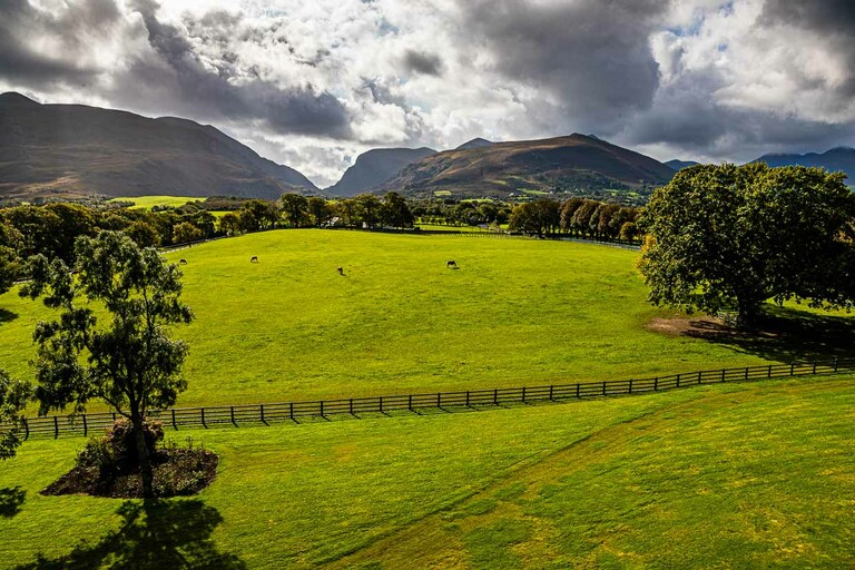 The Dunloe Hotel & Gardens - Grand view, excellent design / © Photo: Georg Berg