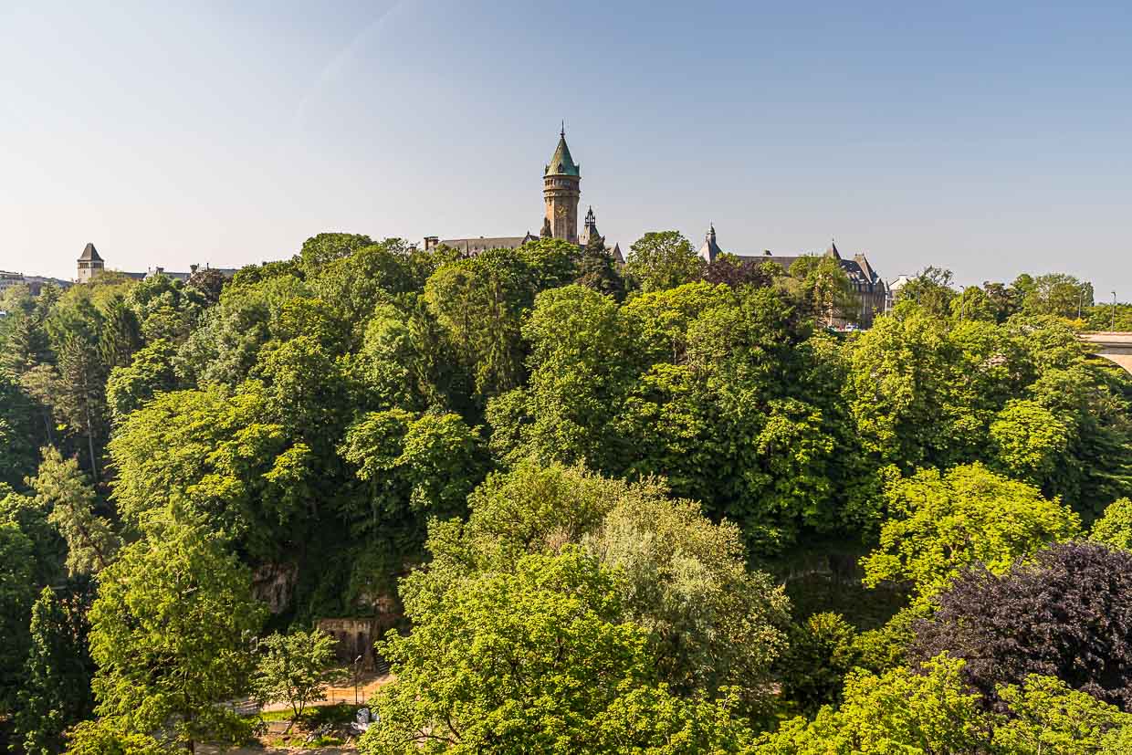 Tower of the State Bank and Savings Bank of Luxembourg / © Photo: Georg Berg