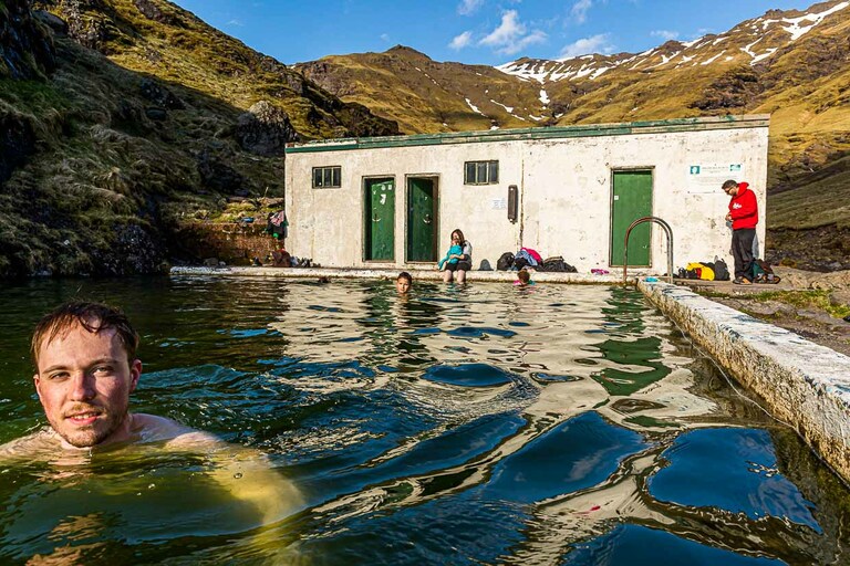 Seljavellir Geothermal Pool / © Photo: Georg Berg