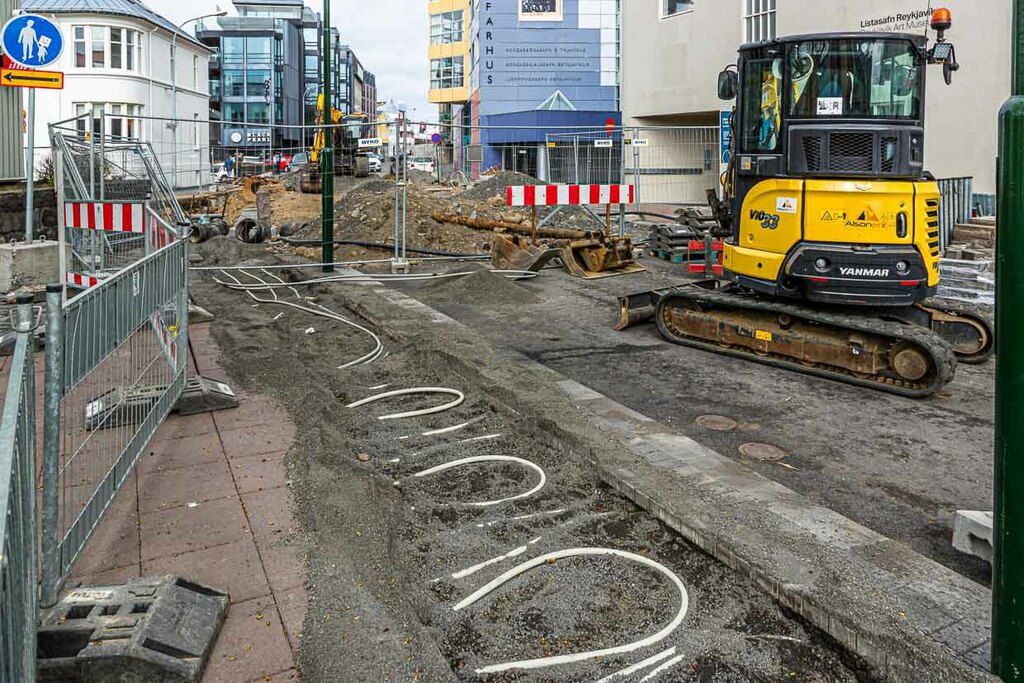 A construction site reveals: In Reykjavik, even the sidewalks have underfloor heating / © Photo: Georg Berg